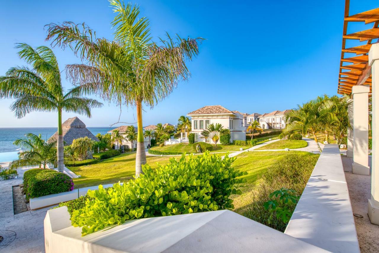 Las Verandas Hotel & Villas First Bight Exterior foto